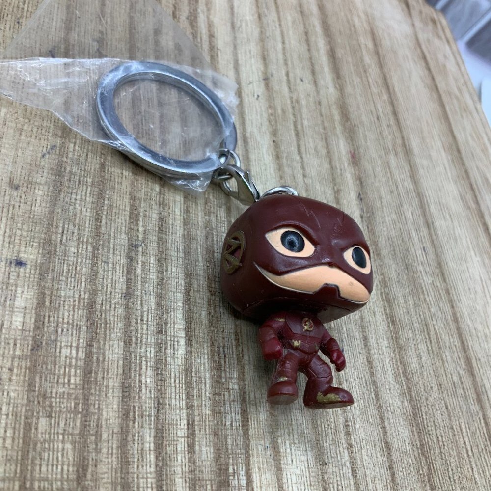 Funko DC Comics The Flash Pocket Pop Key Chain - Picture 7 of 9